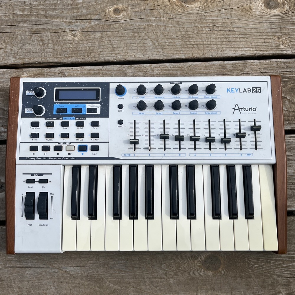 Arturia Keylab 25 Midi Controller Keyboard Synthesizer Confirmed Operation